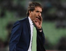 COTIZADO. Tan solo 3 días después de su salida de Santos, Guillermo Almada halló acomodo en otro equipo de la Liga MX. IMAGO7