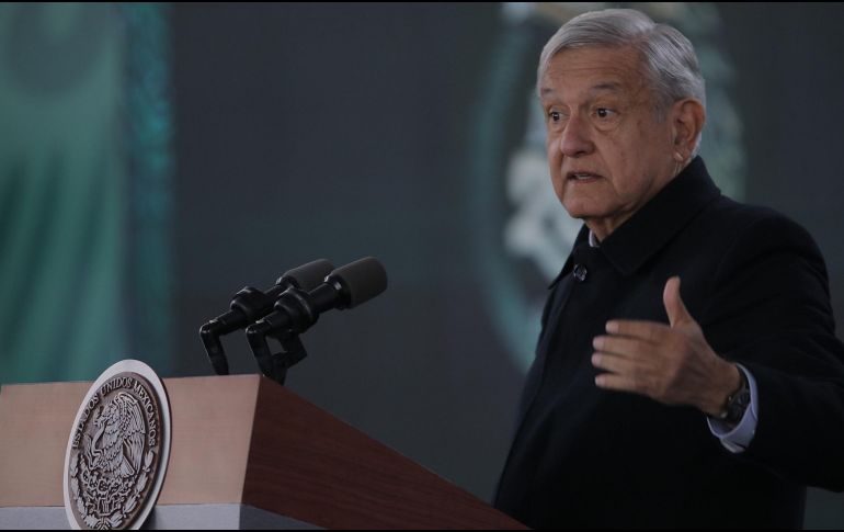 Al informar de más presencia de la Guardia Nacional en tierra michoacana para garantizar la paz y tranquilidad, López Obrador expresa al gobernador: 