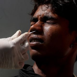 COVID: Hasta 3 semanas para conocer mejor la variante ómicron, refiere la OMS