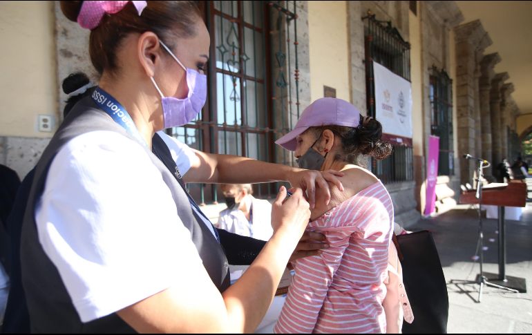 Personal del ISSSTE Jalisco realizará la aplicación de vacunas contra la influenza en el módulo de vacunación en el Palacio Municipal de Guadalajara. ESPECIAL/Gobierno de Guadalajara