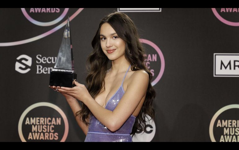 La cantante de 18 años Olivia Rodrigo fue una de las artistas más escuchadas en Spotify este 2021. AP/ JORDAN STRAUSS
