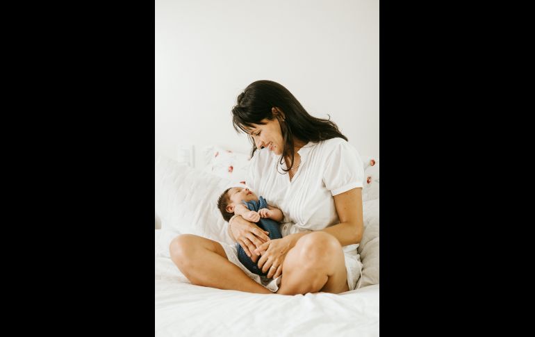 La lactancia es una excelente opción para el desarrollo de tu bebé / Photo by Jonathan Borba on Unsplash