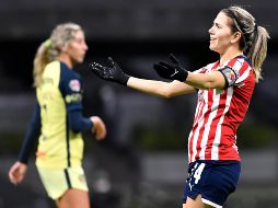 Alicia Cervantes descontó para las Chivas con un golazo, pero no alcanzó para remontar. IMAGO7