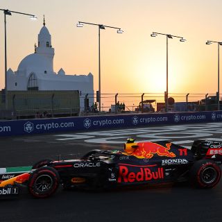 "Checo" Pérez saldrá quinto en el GP de Arabia Saudita