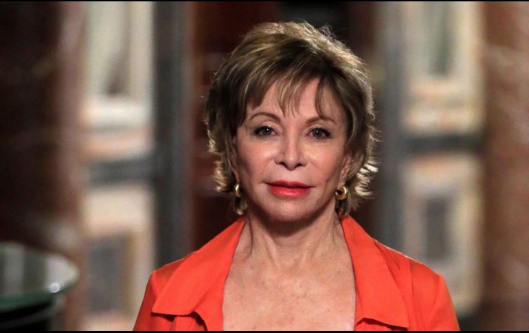 Isabel Allende. La escritora ofreció una charla virtual como parte de las actividades de la FIL. EFE