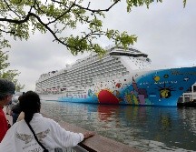 Más de 3 mil 200 personas se encontraban a bordo del crucero donde se detectaron 10 casos de COVID. AP/ARCHIVO