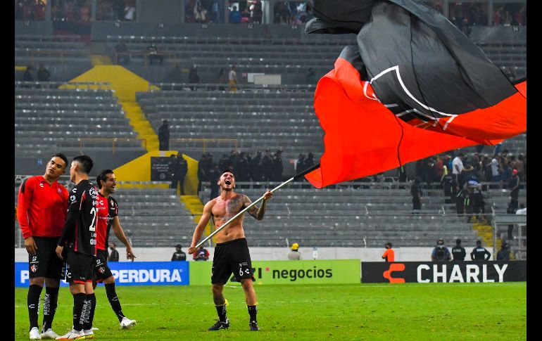 ÉXTASIS. Los Rojinegros celebraron el pase a la Gran Final con la euforia a tope. IMAGO7