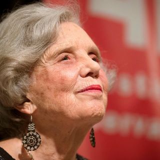 Elena Poniatowska sobrelleva la pandemia escribiendo