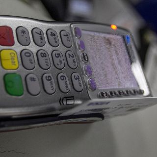 Familia es víctima de nuevo fraude bancario; pierde medio millón de pesos