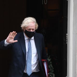 Variante ómicron: Gran Bretaña anuncia nuevas restricciones para evitar contagios