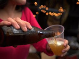 Según esa tradición etílica, el maratón Guadalupe-Reyes inicia el 12 de diciembre, día de la Virgen de Guadalupe, y termina el 6 de enero, cuando se festeja el día de los Reyes Magos. NTX / ARCHIVO