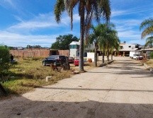 Todavía esta tarde en el lugar podía percibirse el olor a quemado, cenizas y material con el que elaboraban los cohetes regado por las calles. EL INFORMADOR/R. Bobadilla
