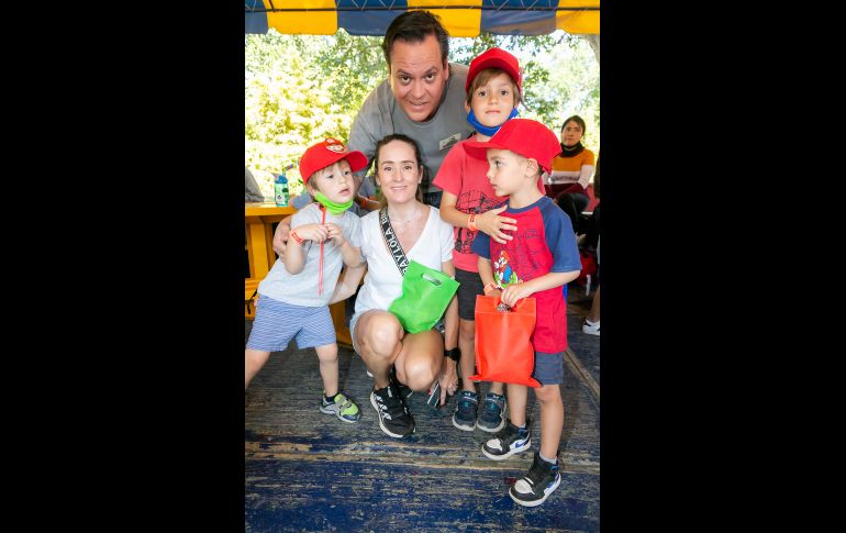 Alfonso Pelayo, Marcelo Reynoso, Santiago Reynoso, Abril Reynoso y Patricio Mercado. GENTE BIEN JALISCO/JORGE SOLTERO