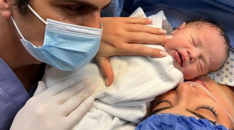 La bebé se llamará Ximena, igual que su madre, pesó 3.970 kilogramos y midió 52 centímetros. INSTAGRAM/@Ximenanr