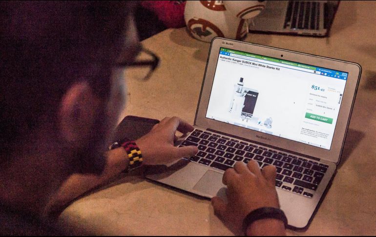 El 70% de los consumidores que participaron en El Buen Fin dijeron haber comprado algo combinando comercios físicos y en línea. EL INFORMADOR/ARCHIVO