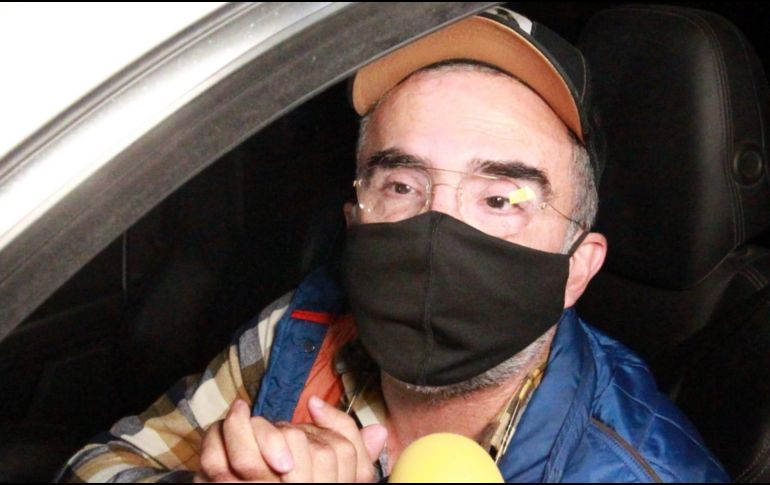 Vicente Fernández Jr. se dio un tiempo para hablar con los periodistas. EL INFORMADOR/A. Camacho