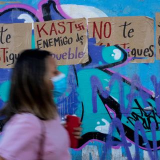 Pasado nazi de padre acosa a candidato presidencial chileno