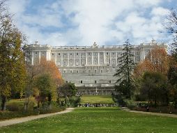 Palacio real de Madrid. Espléndido sitio, perfecto para una parada fotográfica ante su fachada y jardines. EL INFORMADOR/F. González