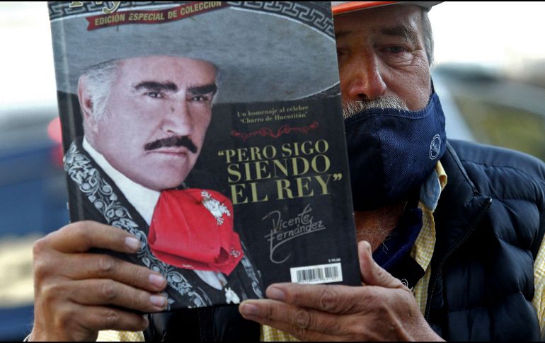 Vicente Fernández falleció a las 06:15 horas de este domingo, tras cuatro meses hospitalizado. AFP / U. Ruiz