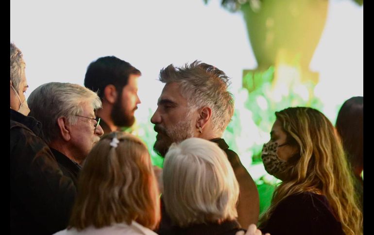 Alejandro Fernández. SUN/V. Rosas