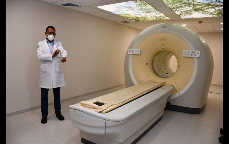 El pasado 6 de diciembre, se llevó a cabo la ceremonia inaugural de la torre, contando con la presencia de importantes autoridades y representantes municipales, académicos, empresariales y del sector salud