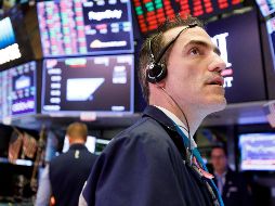 Según datos al término de la sesión en la Bolsa de Nueva York, el Dow Jones restó 106.77 puntos. EFE/ARCHIVO