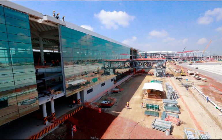 En el acuerdo, López Obrador declaró sus megaobras de infraestructura como de seguridad nacional. En la imagen, el Aeropuerto de Santa Lucía en construcción. EFE/ARCHIVO
