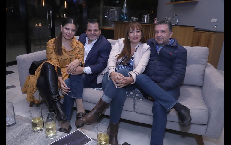 Karla Bravo, Fernando González, Adriana González y Felipe Guzmán. GENTE BIEN JALISCO/ CLAUDIO JIMENO