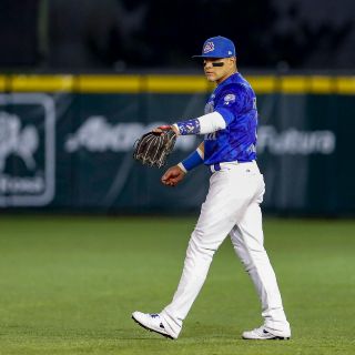 Charros dejan tendidos en el terreno a los Venados