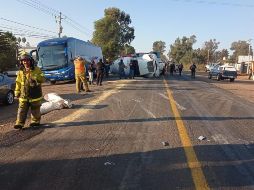 La pipa, con capacidad de 12 mil 500 lts, se encontraba al 90 por ciento. ESPECIAL /