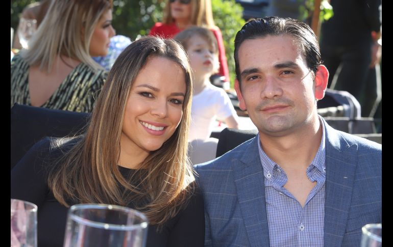 Marco Antonio Cisneros y Marcela Ledesma.GENTE BIEN JALISCO/CLAUDIO JIMENO