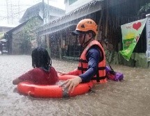 Las lluvias que deja el tifón se extienden por 400 kilómetros. AFP/PCG