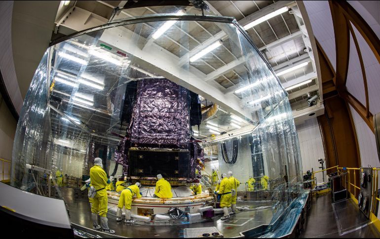 La NASA presenta la nueva tecnología del telescopio James Webb, se complementará con el observatorio Hubble. TWITTER/ @NASAWebb