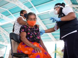 Hubo una fase en la que se reforzó a adultos mayores que habían sido inoculados con el biológico de Cansino. SUN/ARCHIVO