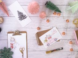 Lo más emotivo en un árbol de Navidad son las cartas que los niños escriben llenos de ilusión / Photo by Visual Stories on Unsplash