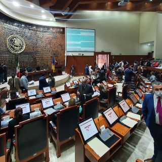 Con amparos, magistrado Covarrubias busca frenar proceso de desafuero