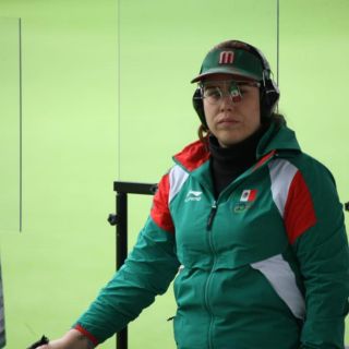 Alejandra Zavala impone récord en tiro deportivo
