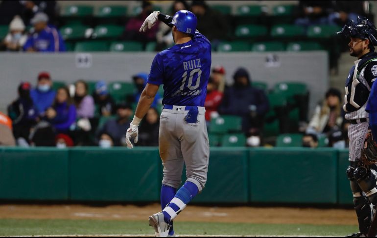 Al terminar el octavo episodio Charros había empatado el juego gracias a un jonrón de Agustín Ruiz. TWITTER/charrosbeisbol