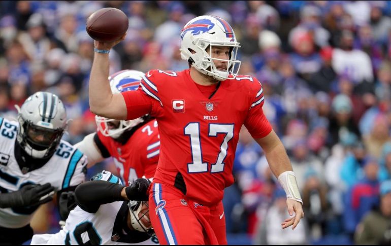 Josh Allen terminó con 19 pases completos de 34 intentos con 210 yardas. AFP/T. Ludwig