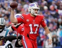 Josh Allen terminó con 19 pases completos de 34 intentos con 210 yardas. AFP/T. Ludwig