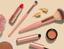 Los productos de belleza son una opción para regalar esta Navidad 2021. ESPECIAL/Photo by Amy Shamblen on Unsplash.