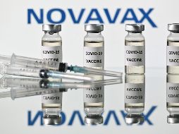 Novavax afirma que su vacuna mostró una eficacia del 90.4%, aunque reconoce que aún no sabe su eficacia contra la cepa ómicron. AFP/ARCHIVO