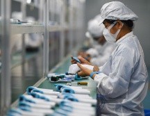 El aguinaldo de los servidores públicos es equivalente cuando menos a 40 días del salario, sin deducción alguna. NTX/ARCHIVO
