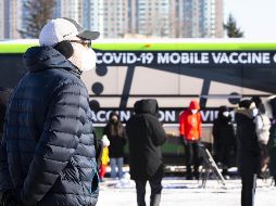 Ciudadanos canadienses ya pueden aplicarse la tercera dosis de refuerzo contra el COVID-19 XINHUA / Z. Zheng