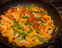 Las verduras salteadas son un excelente acompañamiento para un plato fuerte. ESPECIAL/Photo by MOHANN on Pixabay.