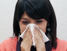 Escurrimiento nasal y estornudos pueden ser síntomas de ómicron. EL INFORMADOR/ARCHIVOS