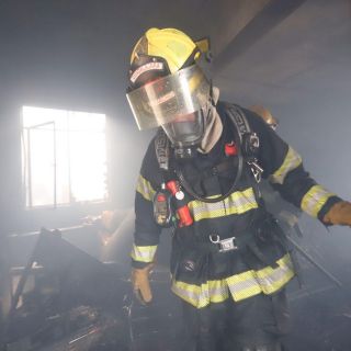 DIF Guadalajara da apoyos a afectados por incendio en Lomas del Paraíso