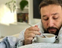 La alimentación puede ayudar a enfrentar varios síntomas de la covid-19, como la fatiga y pérdida de olfato. GETTY IMAGES