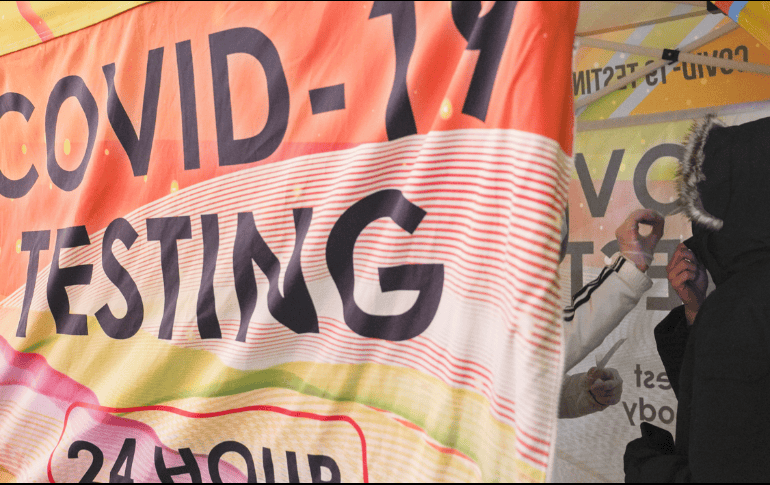 Operativo. Los centros de detección de covid están en todas las calles de la nación, la misión es revisar a todas las personas que tengan dudas de un posible contagio. Xinhua