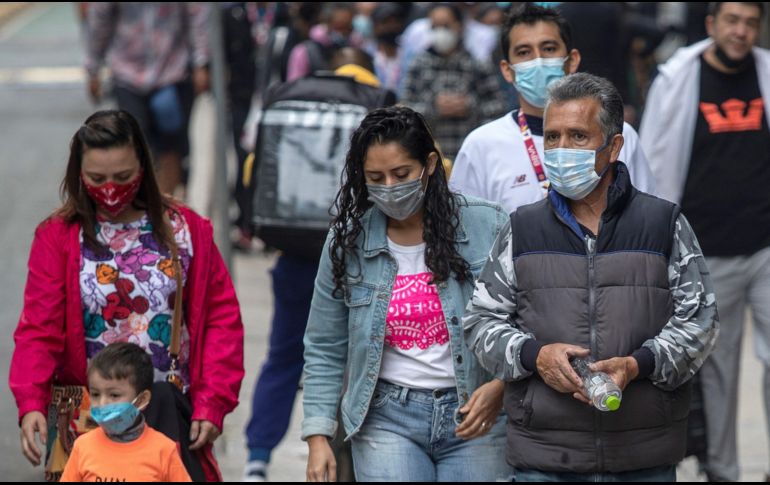 La capital ha sido el foco de la pandemia en México, que acumula más de 3.9 millones de casos y casi 300 mil muertes, la cuarta cifra más alta del mundo. EFE / M. Hartz